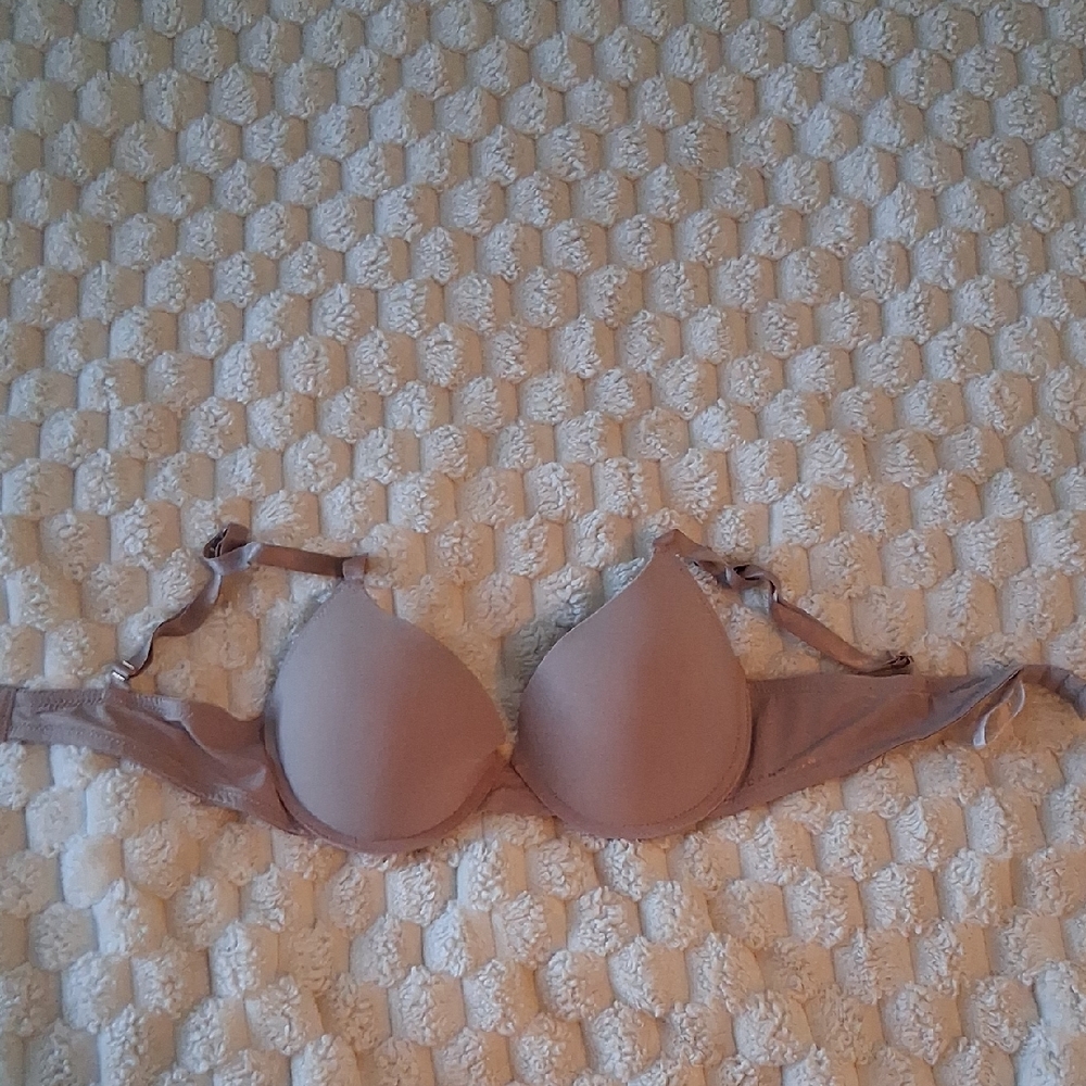 Danskin Women's Nude Bra